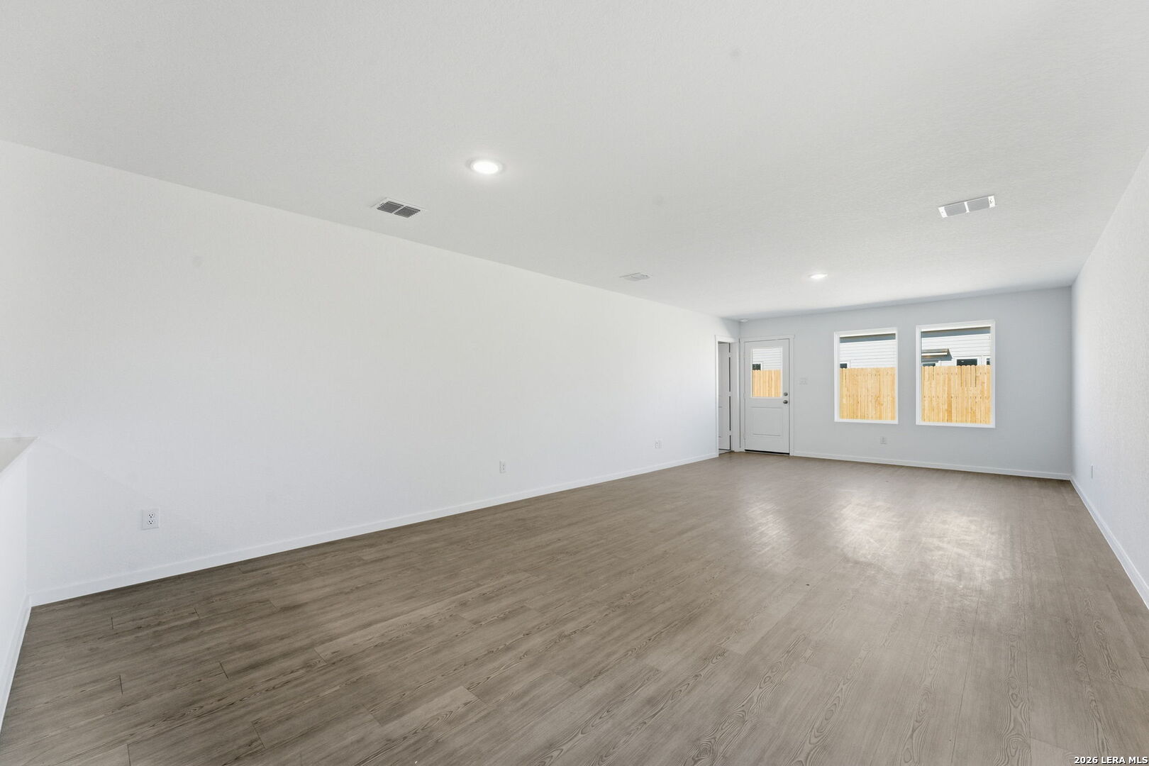 9815 Abrams View Converse, TX 78109 - Photo 14 of 23