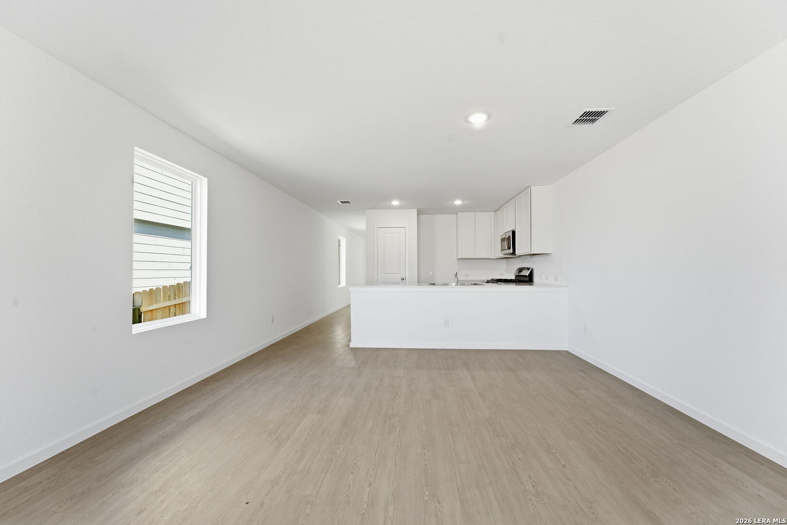 9815 Abrams View Converse, TX 78109 - Photo 16 of 23