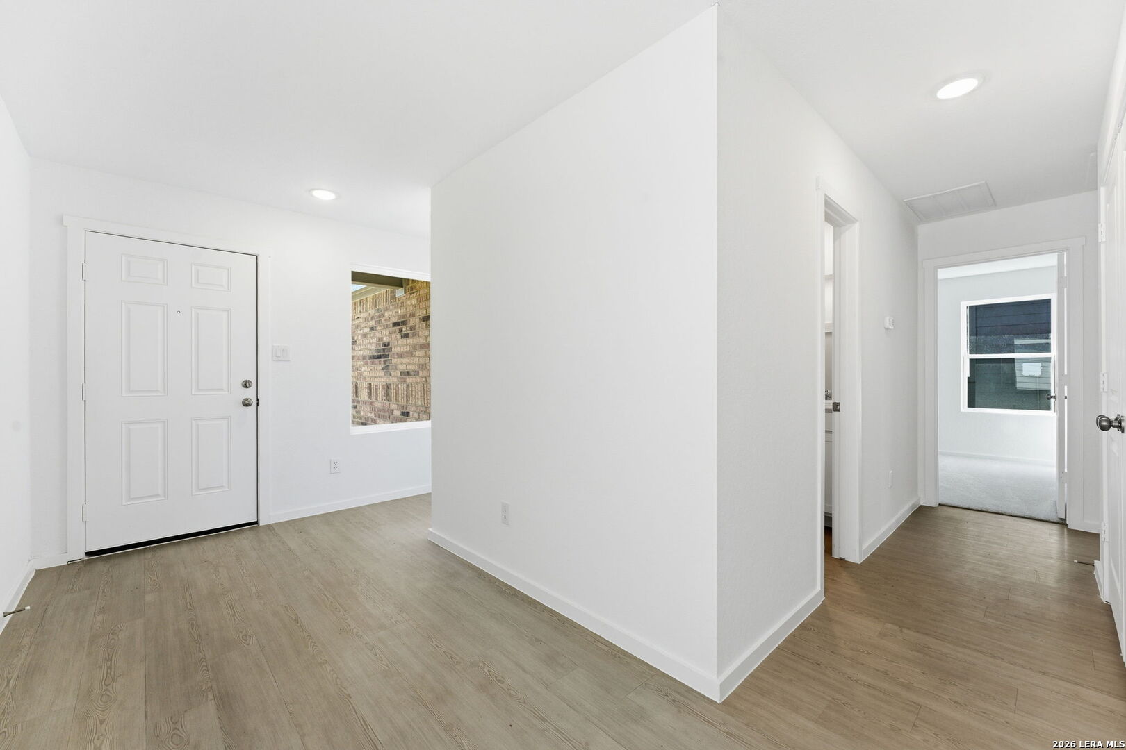 9815 Abrams View Converse, TX 78109 - Photo 3 of 23