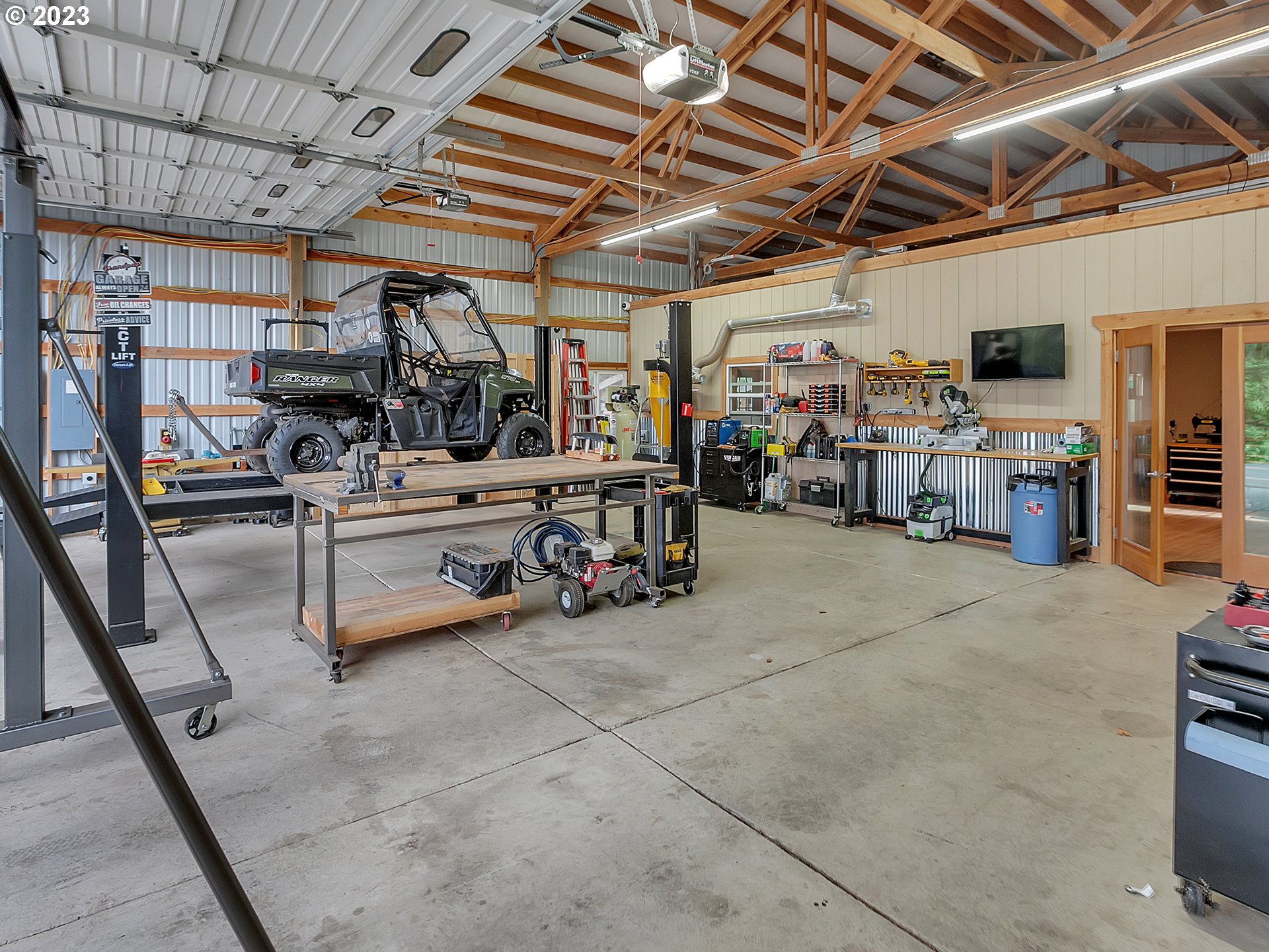 22485 Southwest Schmeltzer Road Sherwood, OR 97140 - Photo 35 of 48 Gallery Image 35