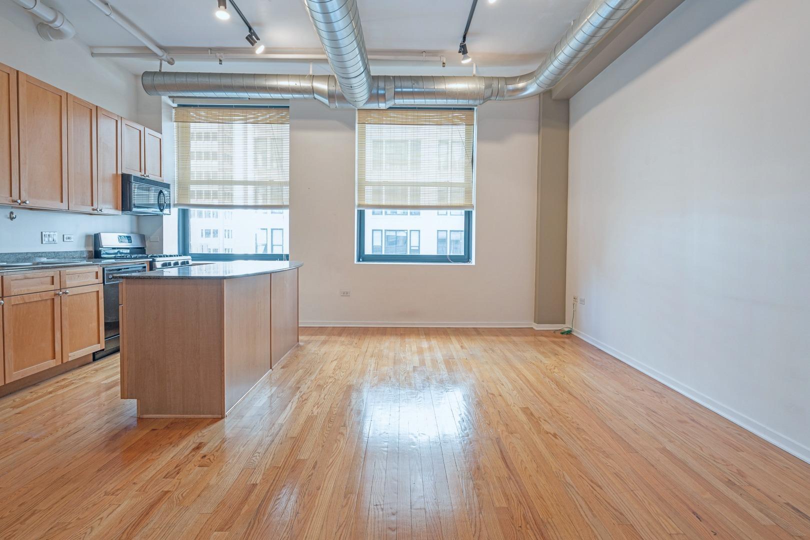 6 East Monroe Street, Unit 601 Chicago, IL 60603 - Photo 2 of 8