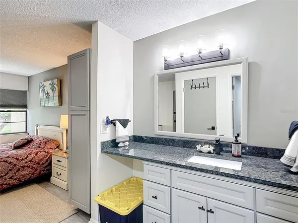 $189,900 | 14130 Rosemary Lane, Unit 3215, Largo, FL 33774