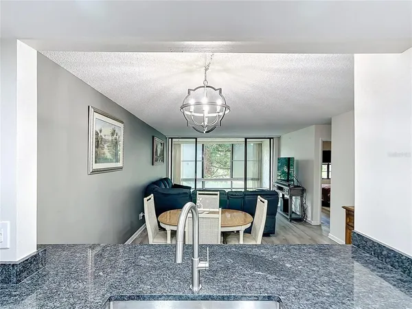 $189,900 | 14130 Rosemary Lane, Unit 3215, Largo, FL 33774
