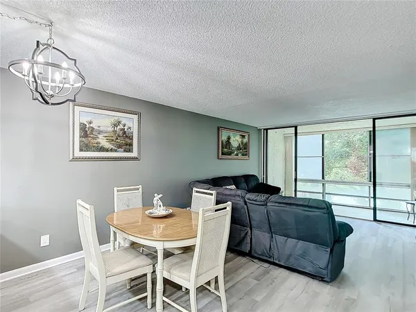 $189,900 | 14130 Rosemary Lane, Unit 3215, Largo, FL 33774