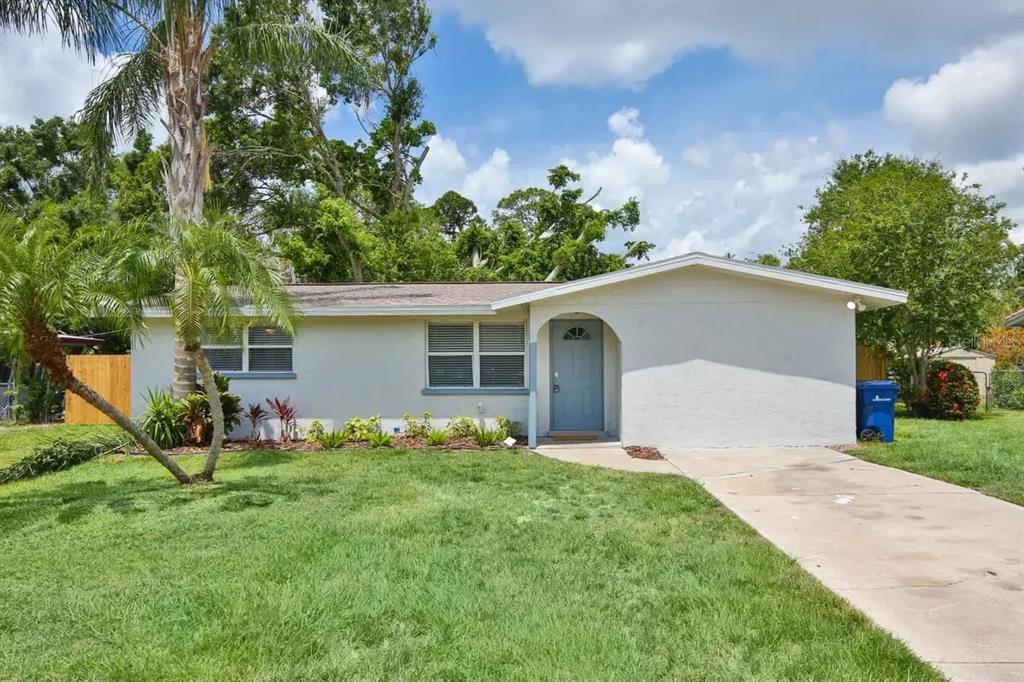 5622 South Lockwood Ridge Road Sarasota, FL 34231 - Photo 1 of 26 Gallery Image 1