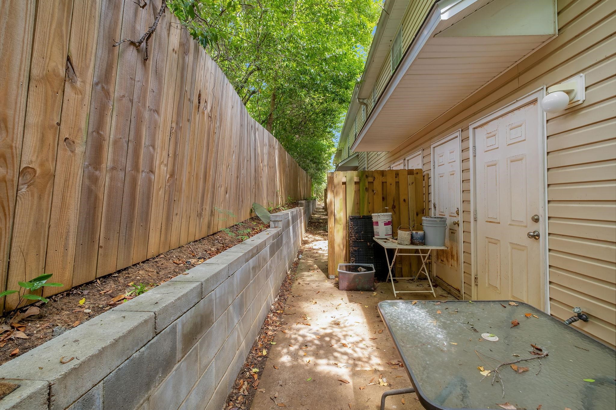 241 Dixie Drive, Unit 103 Tallahassee, FL 32304 - Photo 22 of 27