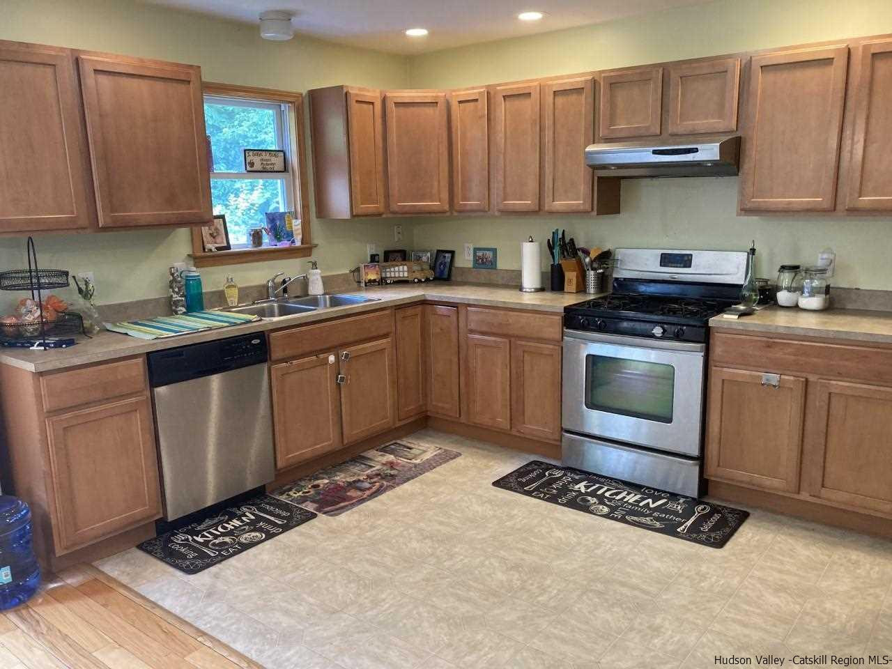 67 Red Maple Road Saugerties, NY 12477 - Photo 11 of 28 Photo 11