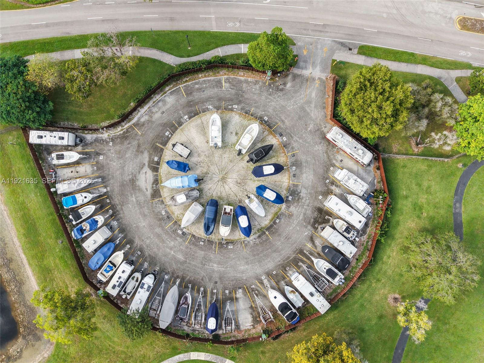 4687 Southwest 153rd Court Miami, FL 33185 - Photo 34 of 40