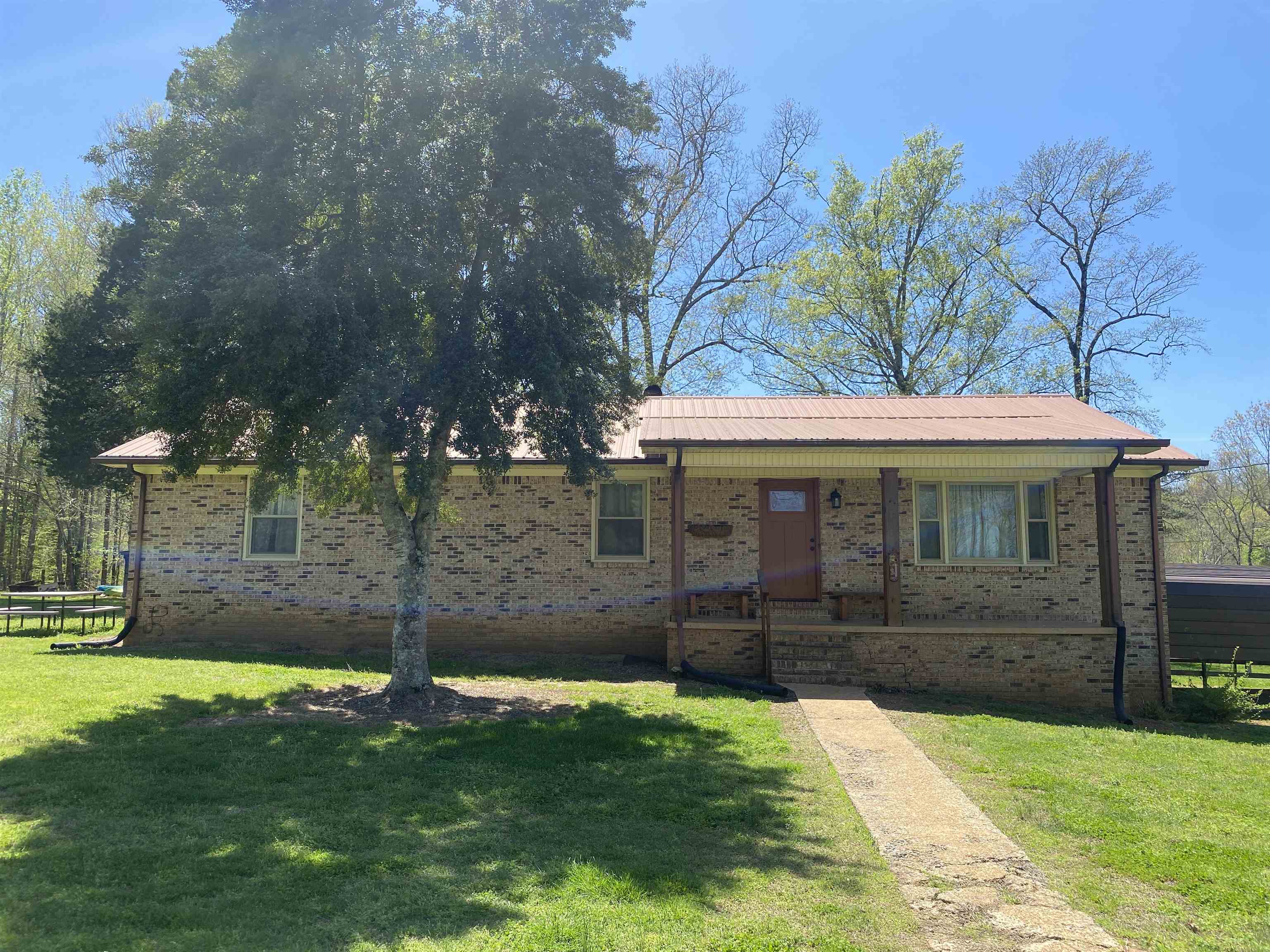 3120 Smoky Road Savannah, TN 38372 - Photo 6 of 38 Gallery Image 6