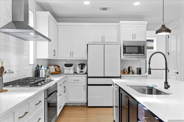 $6,000 | 4201 Clawson Road, Austin, TX 78704
