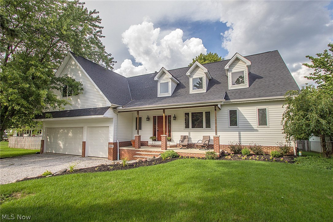 18345 Hunt Road Strongsville, OH 44136 - Photo 1 of 35 Gallery Image 1