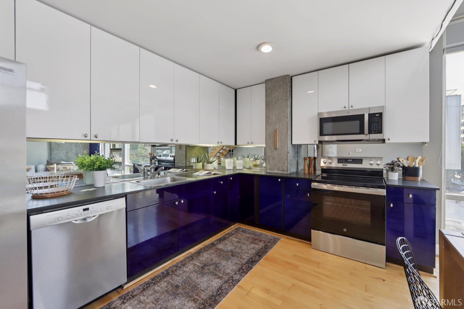 311 Oak Street, Unit 301 Oakland, CA 94607 - Photo 16 of 45