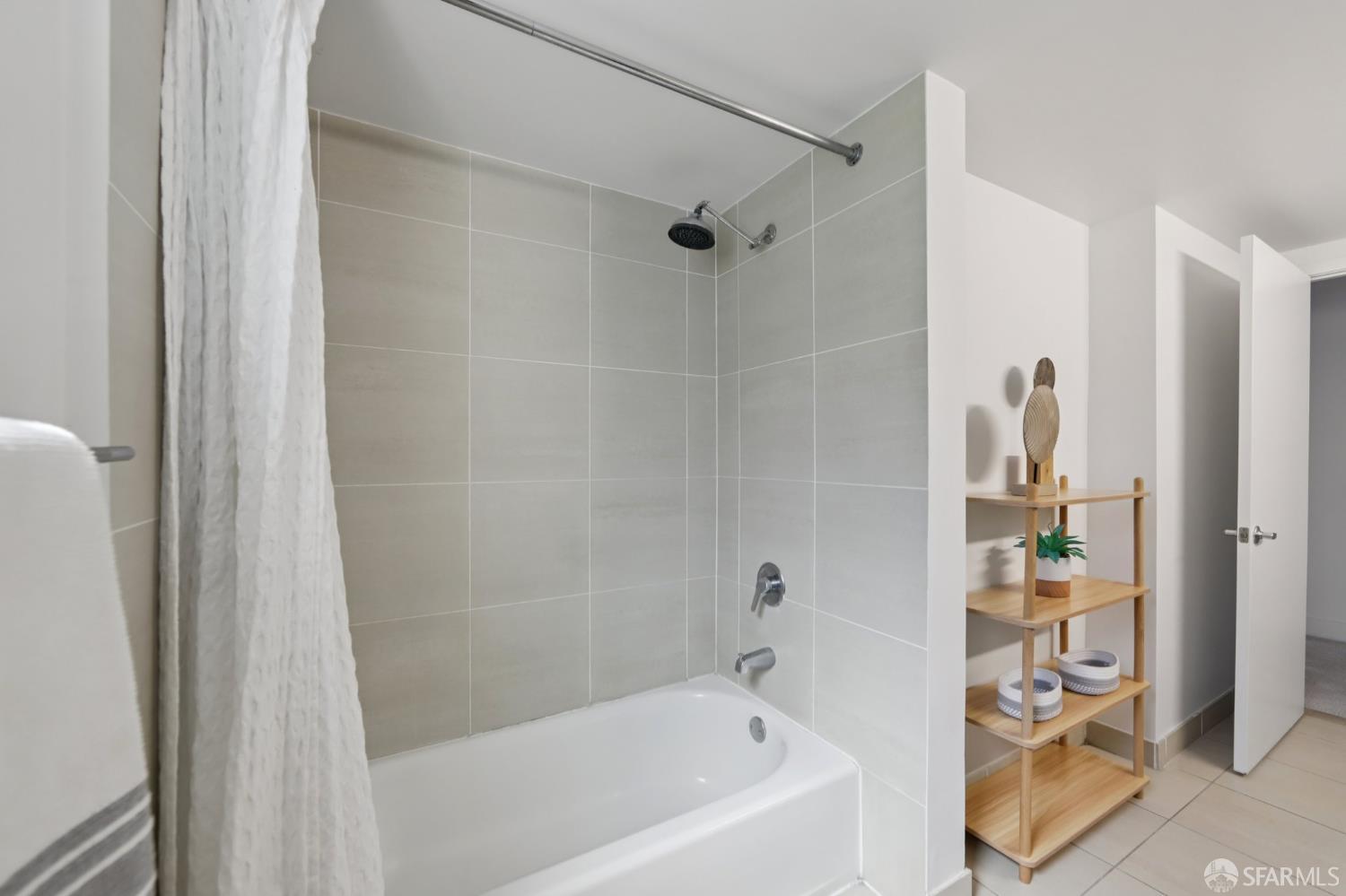 311 Oak Street, Unit 301 Oakland, CA 94607 - Photo 22 of 45