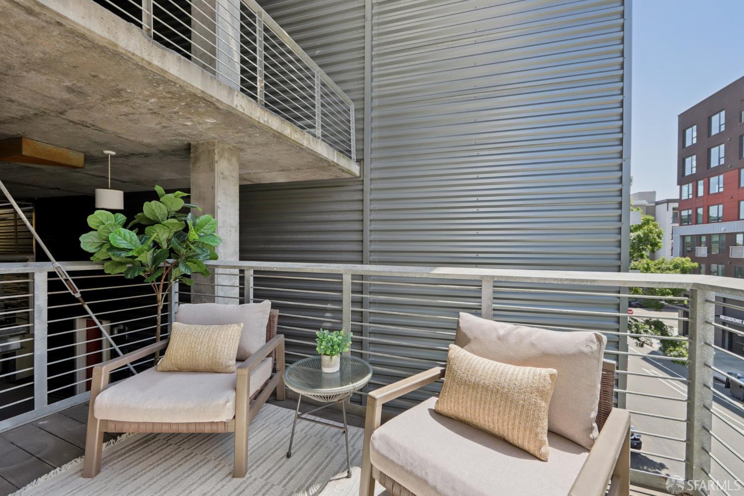 311 Oak Street, Unit 301 Oakland, CA 94607 - Photo 36 of 45