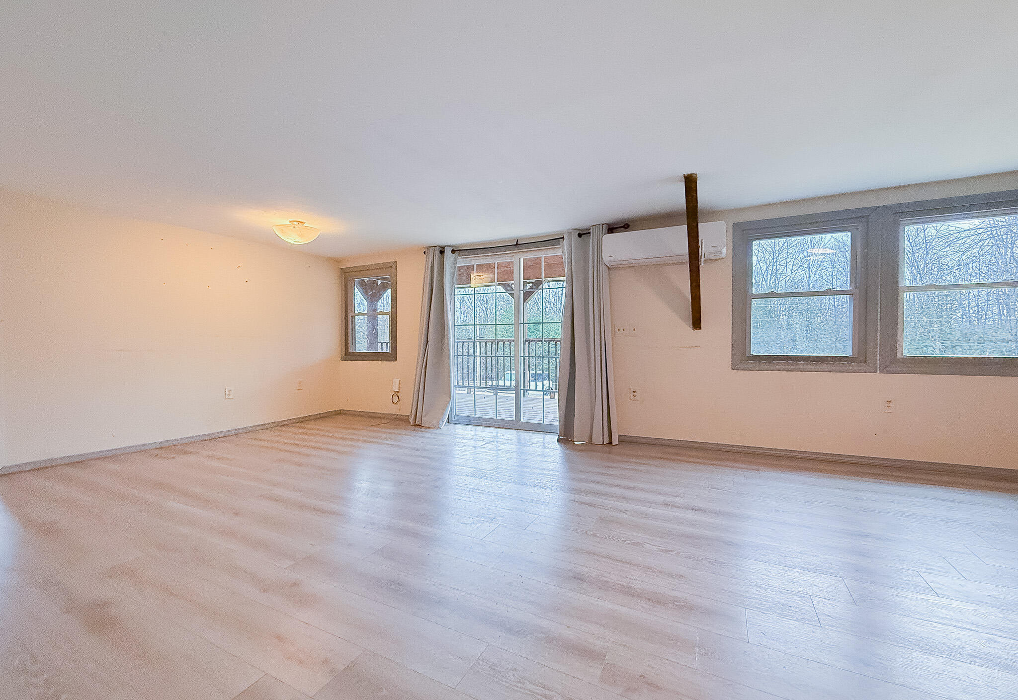 168 Corinth Road Garland, ME 04939 - Photo 13 of 26 Living room