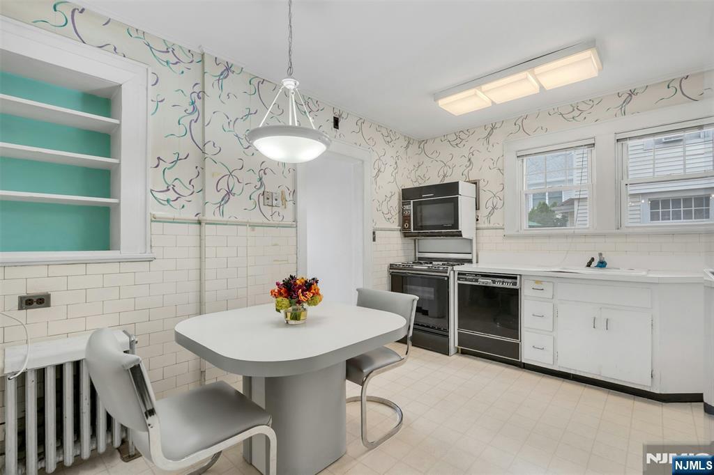 1342 Pennington Road Teaneck, NJ 07666 - Photo 10 of 26