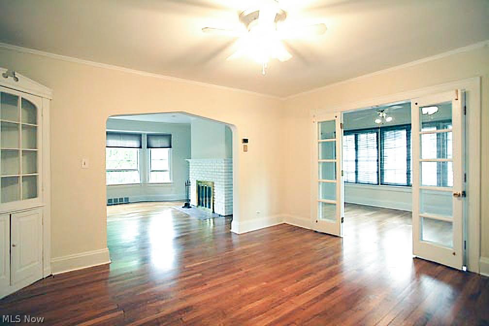 2954 East Derbyshire Road Cleveland, OH 44118 - Photo 5 of 22 First Floor