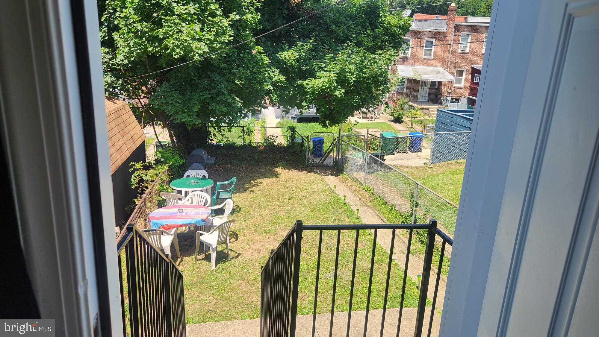 4432 Manorview Road Baltimore, MD 21229 - Photo 18 of 24 Charming backyard retreat awaits!
