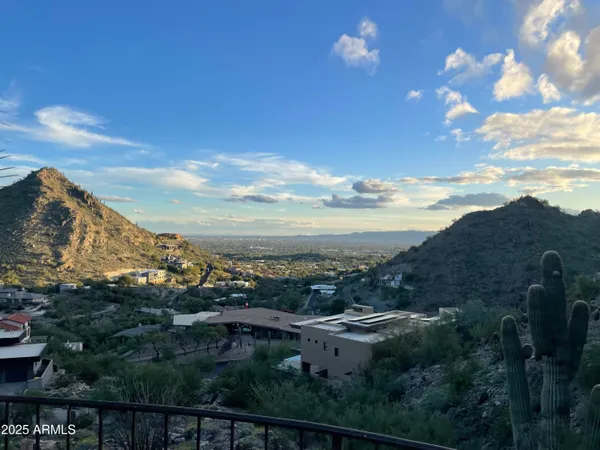 $3,895,000 | 7310 North Highcliff Drive, Unit 193, Paradise Valley, AZ 85253