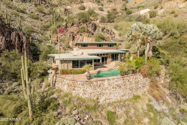 $3,895,000 | 7310 North Highcliff Drive, Unit 193, Paradise Valley, AZ 85253