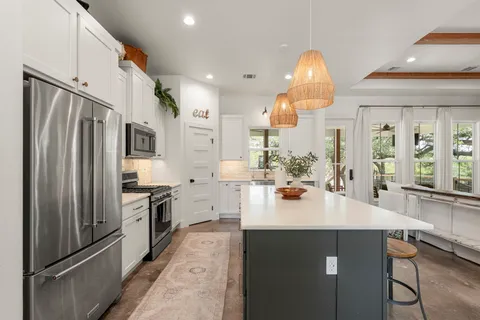 $625,000 | 22212 Briarcliff Drive, Spicewood, TX 78669