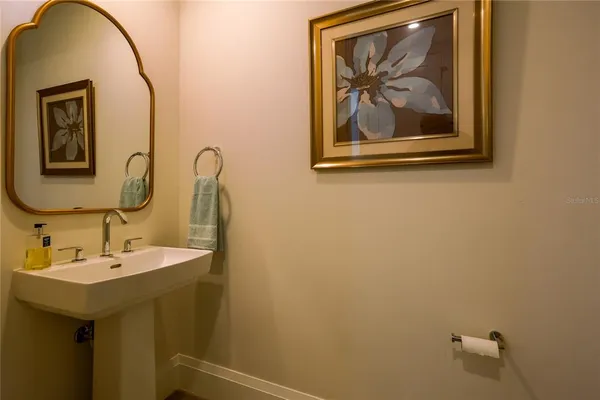 $17,000 | 2910 West Barcelona Street, Unit 604, Tampa, FL 33629