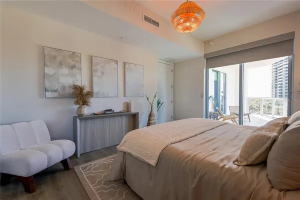 $17,000 | 2910 West Barcelona Street, Unit 604, Tampa, FL 33629