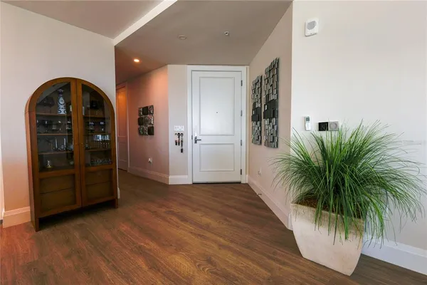 $17,000 | 2910 West Barcelona Street, Unit 604, Tampa, FL 33629