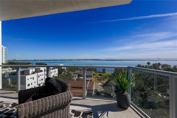 $17,000 | 2910 West Barcelona Street, Unit 604, Tampa, FL 33629