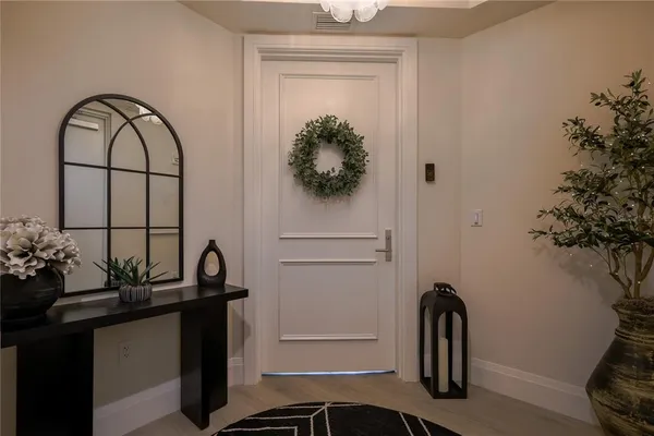 $17,000 | 2910 West Barcelona Street, Unit 604, Tampa, FL 33629