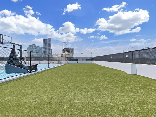 $17,000 | 2910 West Barcelona Street, Unit 604, Tampa, FL 33629