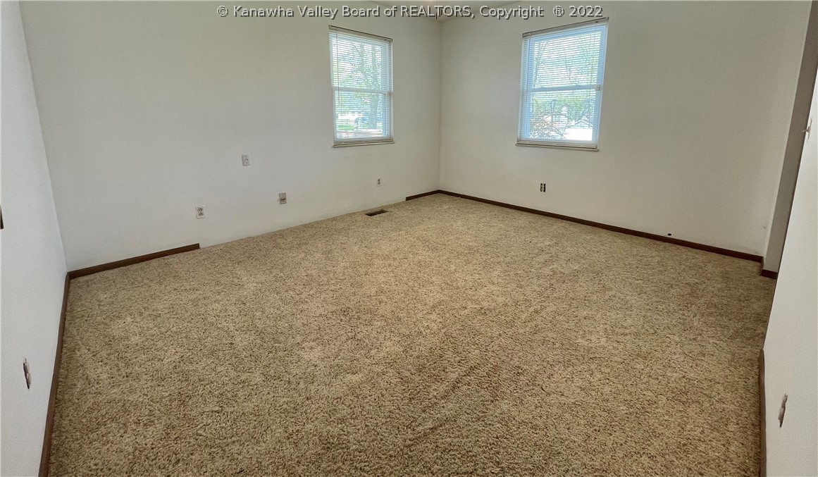 1554 Evans Road Evans, WV 25241 - Photo 8 of 16 Gallery Image 8