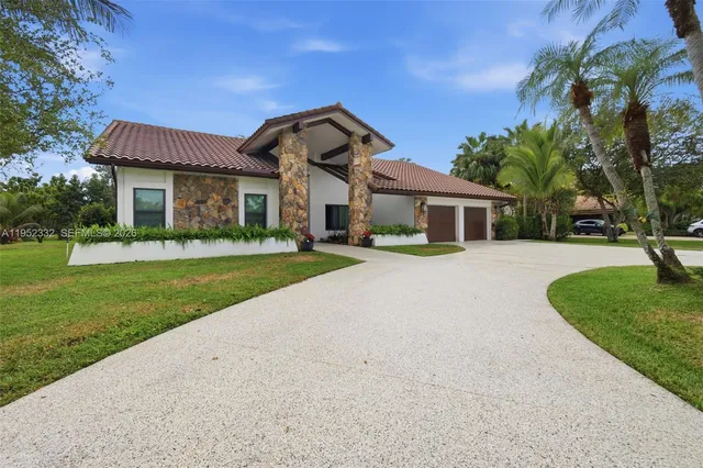 $1,650,000 | 11850 Oak Leaf Drive, Davie, FL 33330