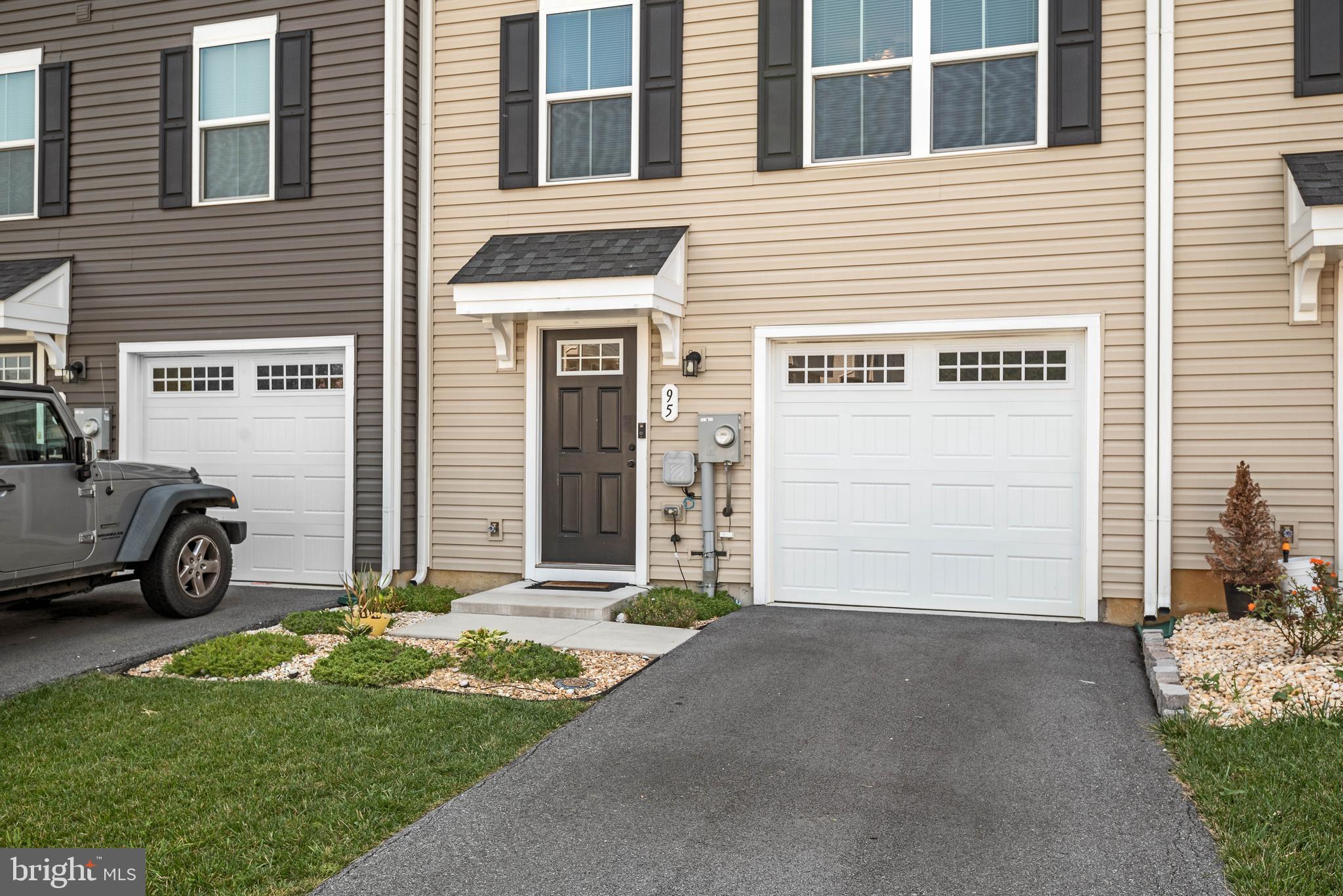95 Rhea Drive Martinsburg, WV 25403 - Photo 5 of 39