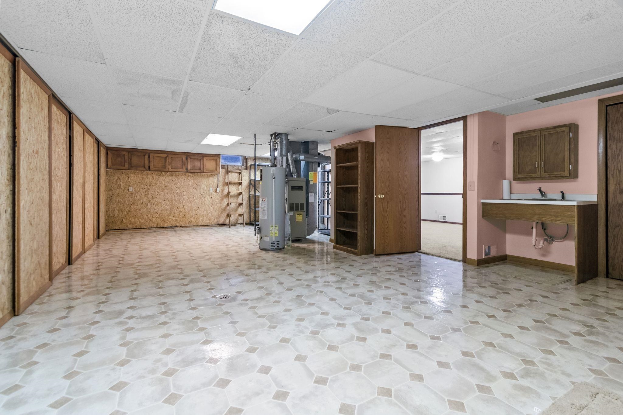 933 East Windfield Place, Unit A Appleton, WI 54911 - Photo 22 of 32