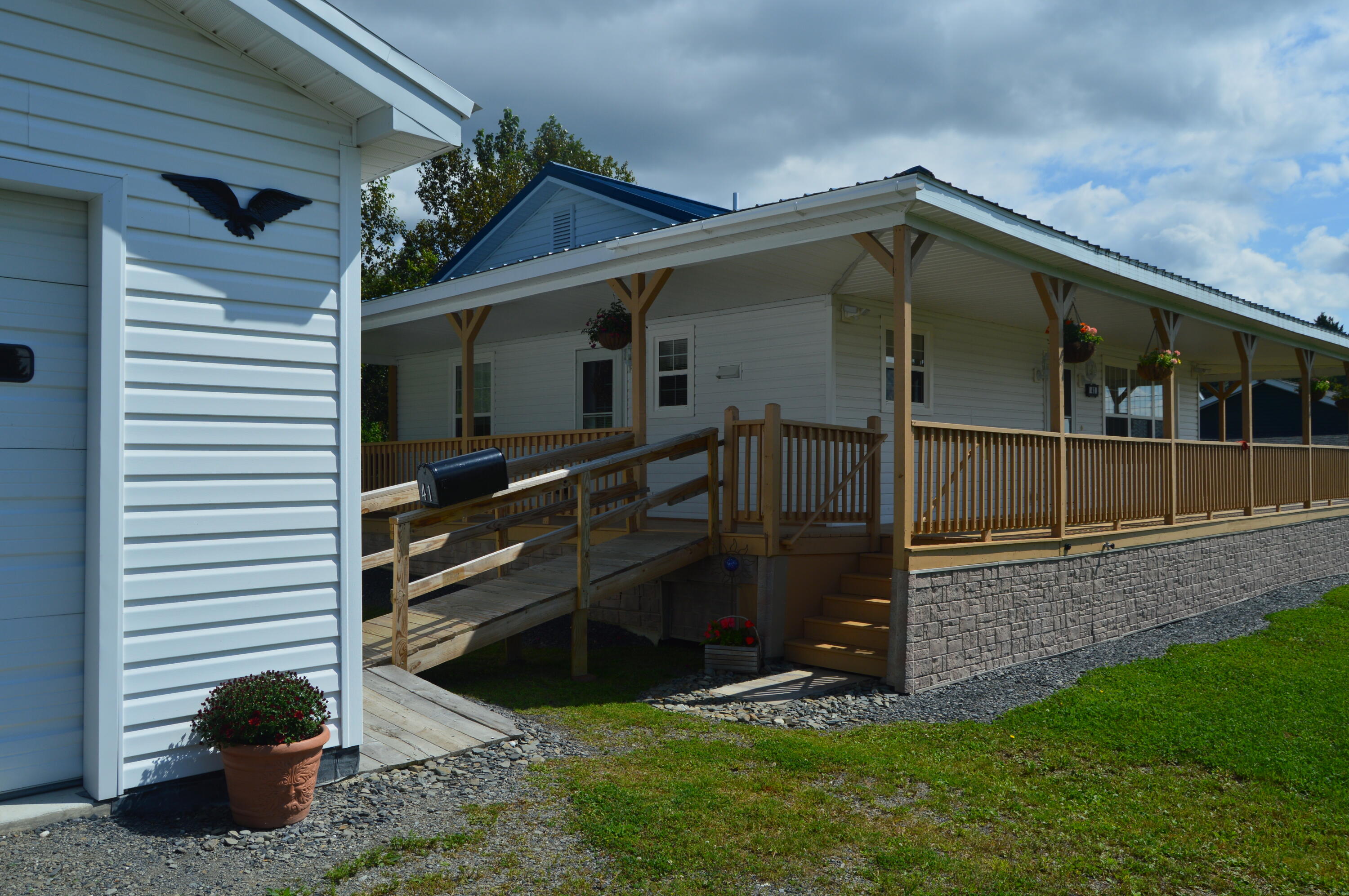 41 Maple Street Fort Kent, ME 04743 - Photo 6 of 18 DSC_0008