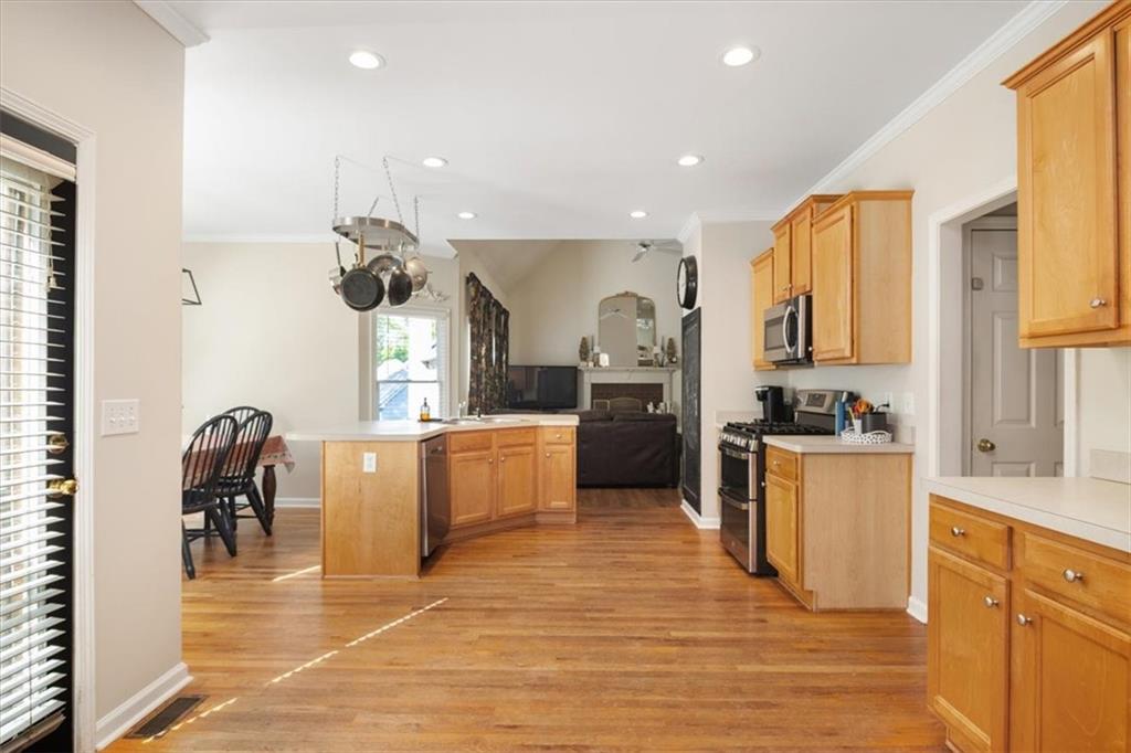 982 Bridge Mill Avenue Canton, GA 30114 - Photo 11 of 74