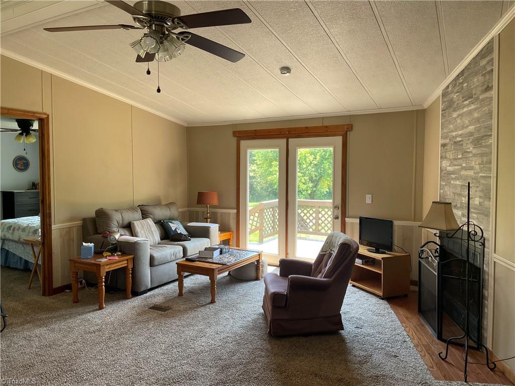 1336 Lackey Mountain Road Hiddenite, NC 28636 - Photo 2 of 14 living room