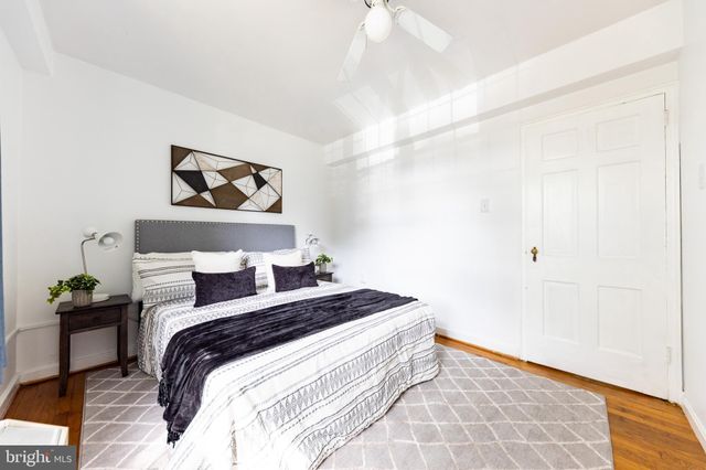 $230,000 | 12 Auburn Court, Unit A, Alexandria, VA 22305