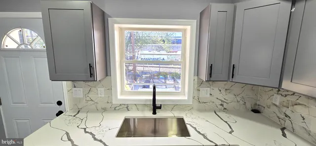 $2,000 | 304 South Lehigh Street, Baltimore, MD 21224