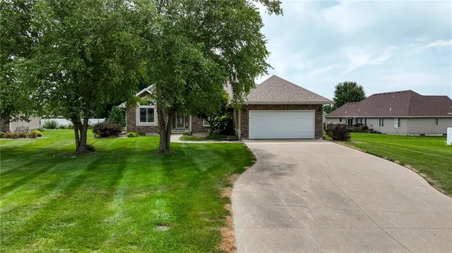 $415,000 | 105 Eagles Landing Parkway, Cameron, MO 64429