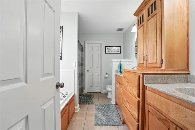 $415,000 | 105 Eagles Landing Parkway, Cameron, MO 64429