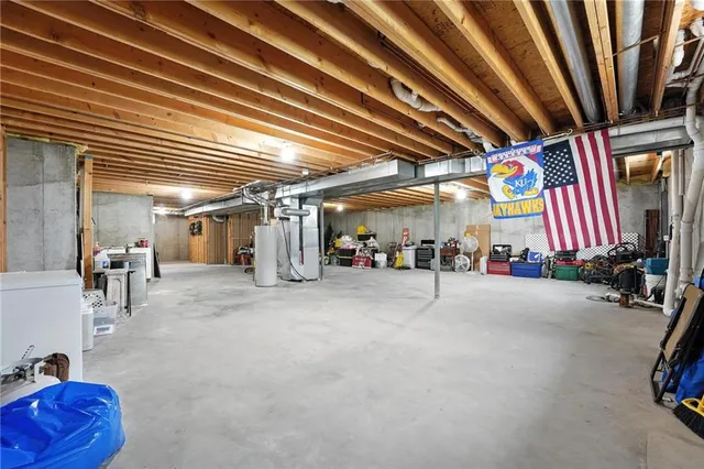 $415,000 | 105 Eagles Landing Parkway, Cameron, MO 64429