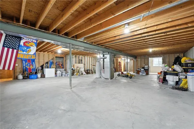 $415,000 | 105 Eagles Landing Parkway, Cameron, MO 64429