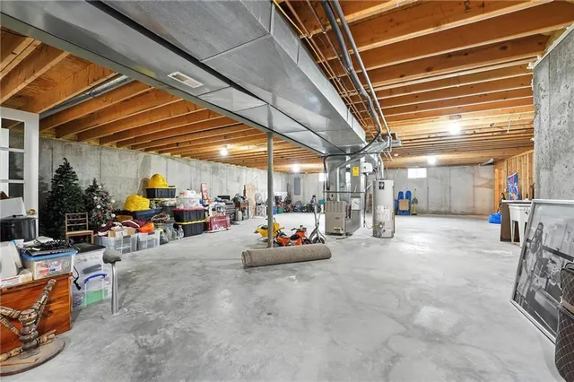 $415,000 | 105 Eagles Landing Parkway, Cameron, MO 64429