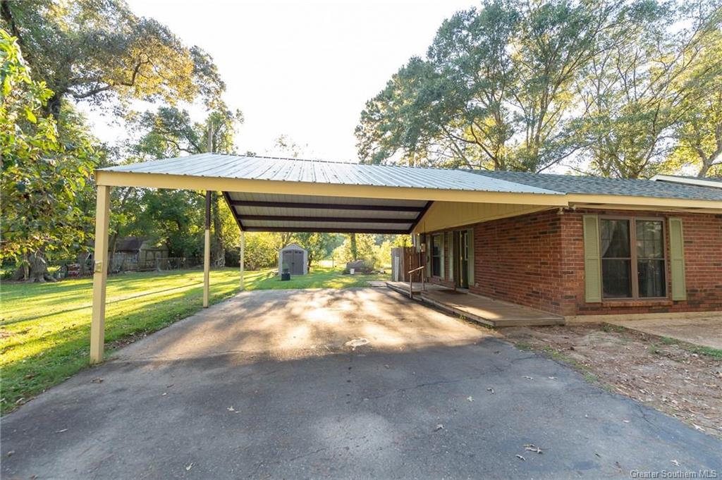 460 Tyler Road Oakdale, LA 71463 - Photo 3 of 49 Gallery Image 3
