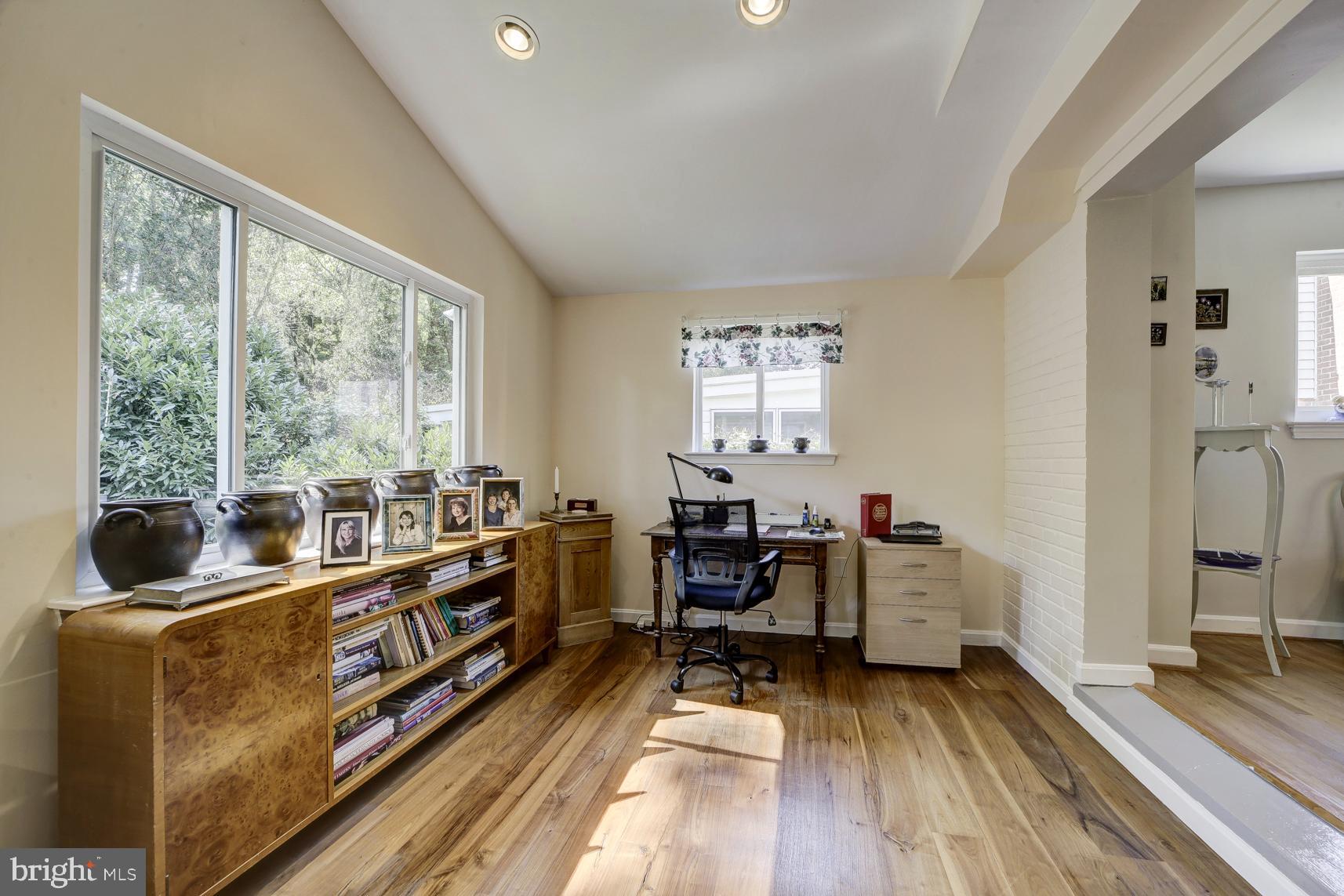 4601 Blagden Avenue Northwest Washington, DC 20011 - Photo 15 of 39