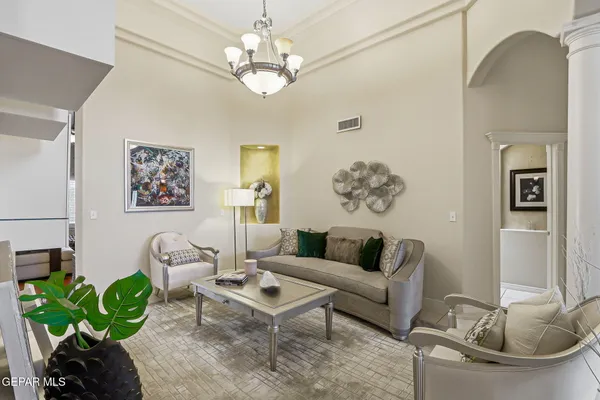 $575,000 | 6320 Franklin Bluff Drive, El Paso, TX 79912