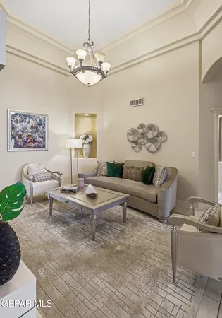 $575,000 | 6320 Franklin Bluff Drive, El Paso, TX 79912