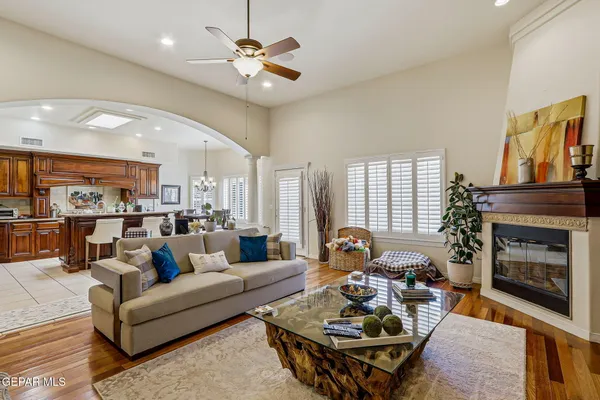 $575,000 | 6320 Franklin Bluff Drive, El Paso, TX 79912